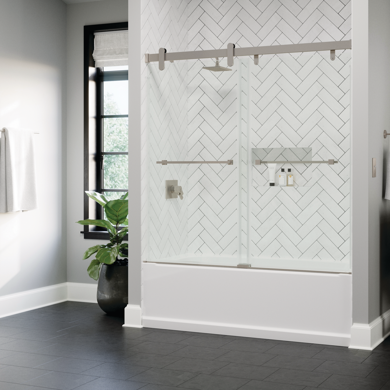 60" Bathtub / Clear / Brushed Nickel (Shower Door)